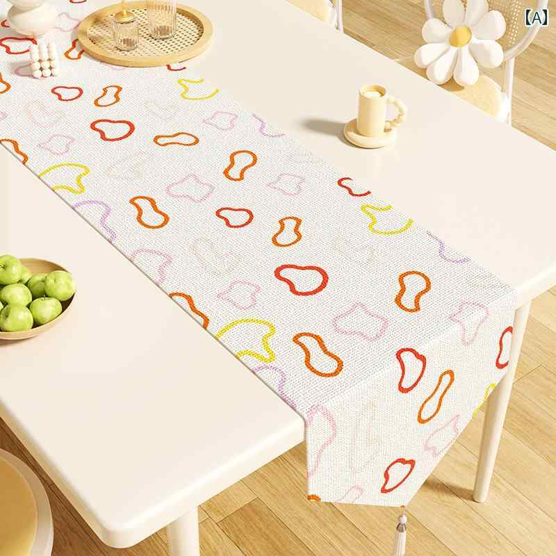テーブルランナー 防水 センタークロス タッセル 装飾 デコレーション ローテーブル サイドボード キャビネット リビング ダイニング シンプル かわいい 赤 茶 ピンク パンダ 犬 ストライプ柄