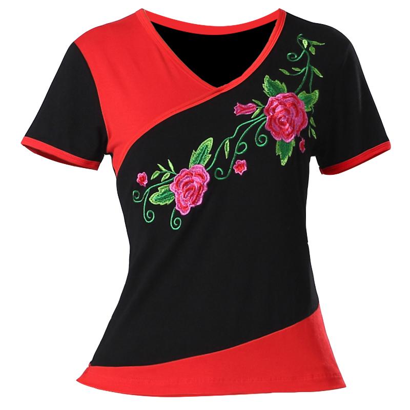 サイズ: M.L.XL.2XL.3XL.4XL.5XL.6XL 素材: モダール 柄: 大きな花柄 カラー: Vネック刺繍レッド.Vネック刺繍マゼンタ.Vネック刺繍ブルーグリーン.ラウンドネック刺繍レッド.ラウンドネック刺繍マゼンタ.ラウンドネック刺繍ブルーグリーン.ラウンドネック刺繍ブラックレッド.ラウンドネック刺繍ブラックマゼンタ.Vネック刺繍レッド長袖.Vネック刺繍マゼンタ長袖.Vネック刺繍ブルーグリーン長袖.ラウンドネック刺繍レッド長袖.ラウンドネック刺繍マゼンタ長袖.ラウンドネック刺繍ブルーグリーン長袖.ラウンドネック刺繍ブラックレッド長袖.ラウンドネック刺繍ブラックマゼンタ長袖 袖型: レギュラー 袖丈: 半袖 シルエット: タイトフィット デザイン: 刺繍 機能: 不可 用途: 舞台衣装