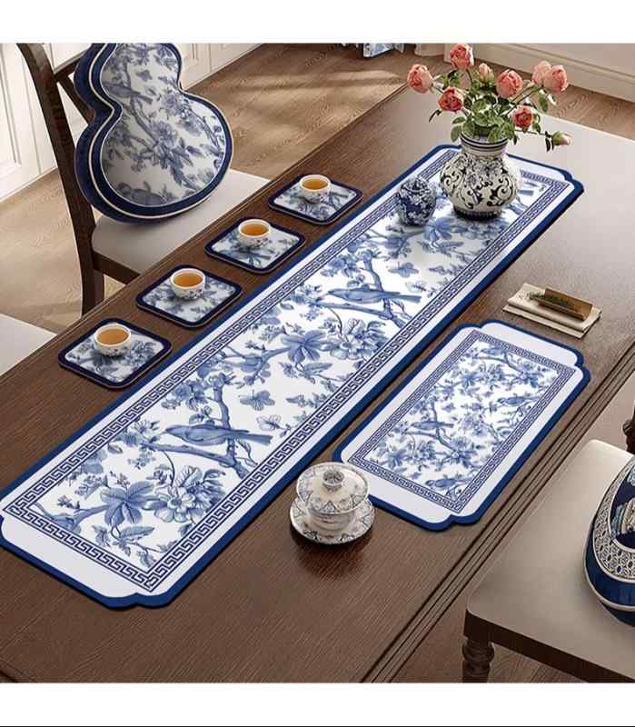 テーブルランナー おしゃれ チャイナ風 マット 滑り止め 速乾 吸水 柔らかい お手入れ簡単 インテリア デコレーション レストラン 普段使い パーティー 食事 花柄 鳥 白 青