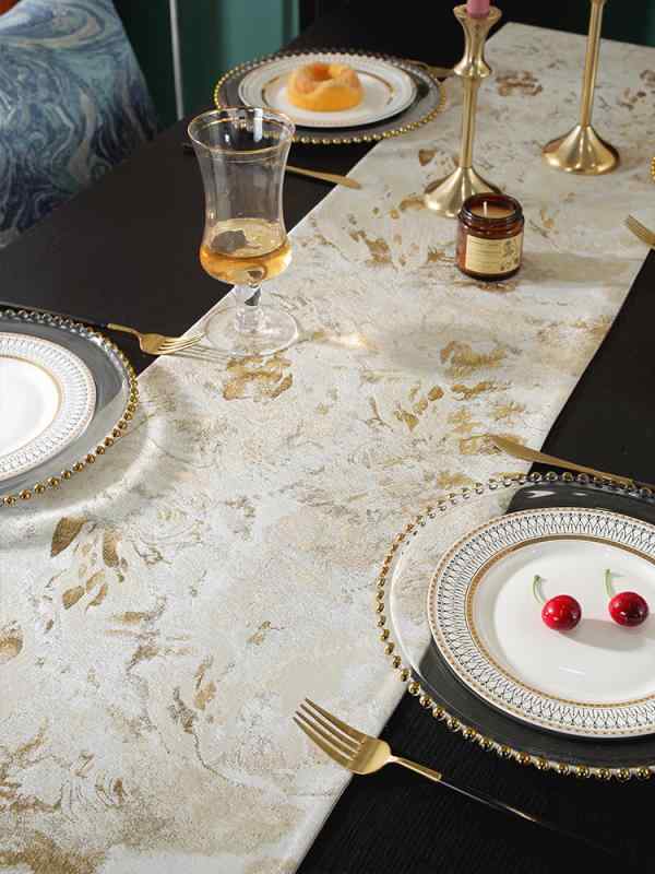 テーブルランナー おしゃれ 北欧 ヨーロピアン 布 食器棚 キャビネット カバー 防塵 ダイニング リビン..