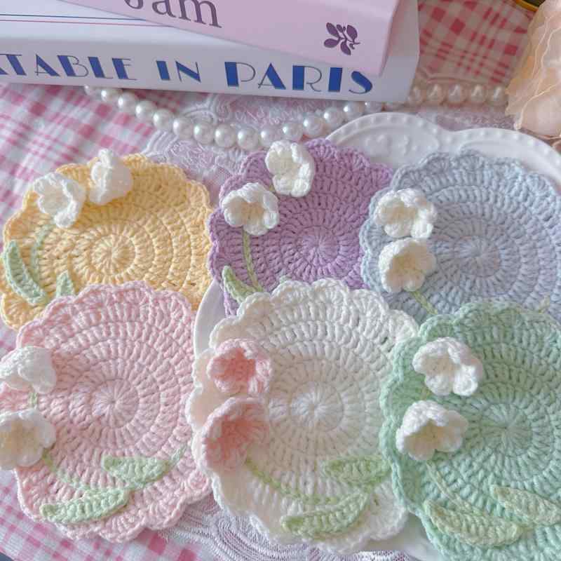 コースター おしゃれ 来客 ハンドメイド 鈴蘭 花柄 マカロンカラー カントリー 調 丸型 可愛い インテリア テーブル 小物