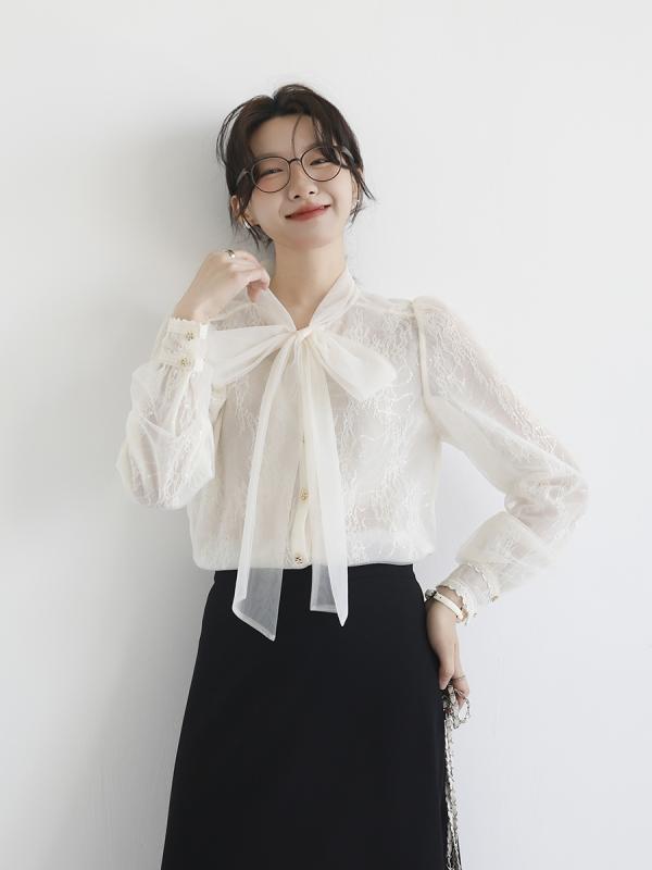 スタイル: オフィス風 イメージ: OL シルエット: ストレート デザイン: リボン.レース付き 袖丈: 長袖 素材: ナイロン 襟デザイン: リボンタイカラー 着丈: 普通 柄: 無地 前開き仕様: ボタン サイズ: S.M.L カラー...