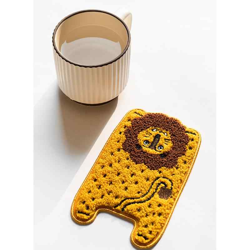 コースター おしゃれ 来客 可愛い 狮子 ライオン 布刺繍 ハンドメイド 北欧風 インテリア アクセント ギフト プレゼント キッチン 小物