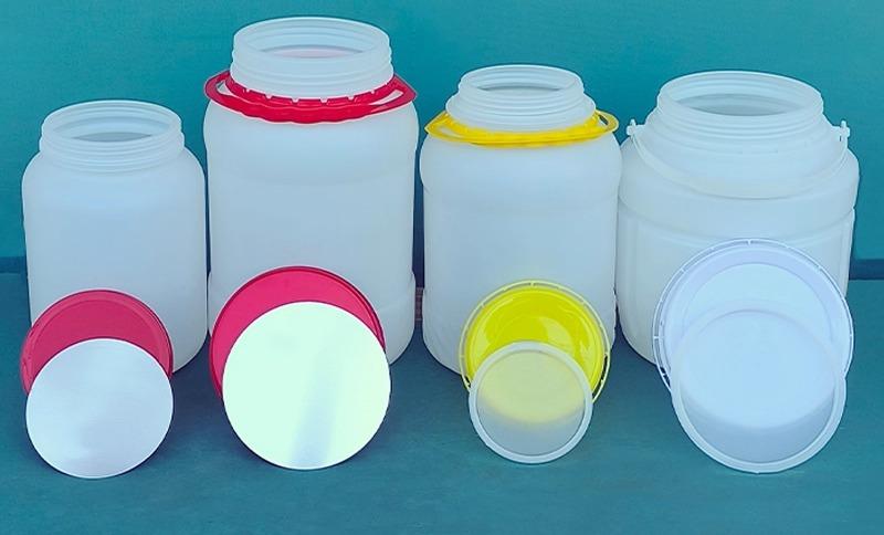 保存容器 プラスチック キッチン 収納 整理 仕分け ボトル 便利 乾物 スパイス 樽 丸型 密封 取っ手 調味料 シンプル 白 蓋 アルミ バケツ
