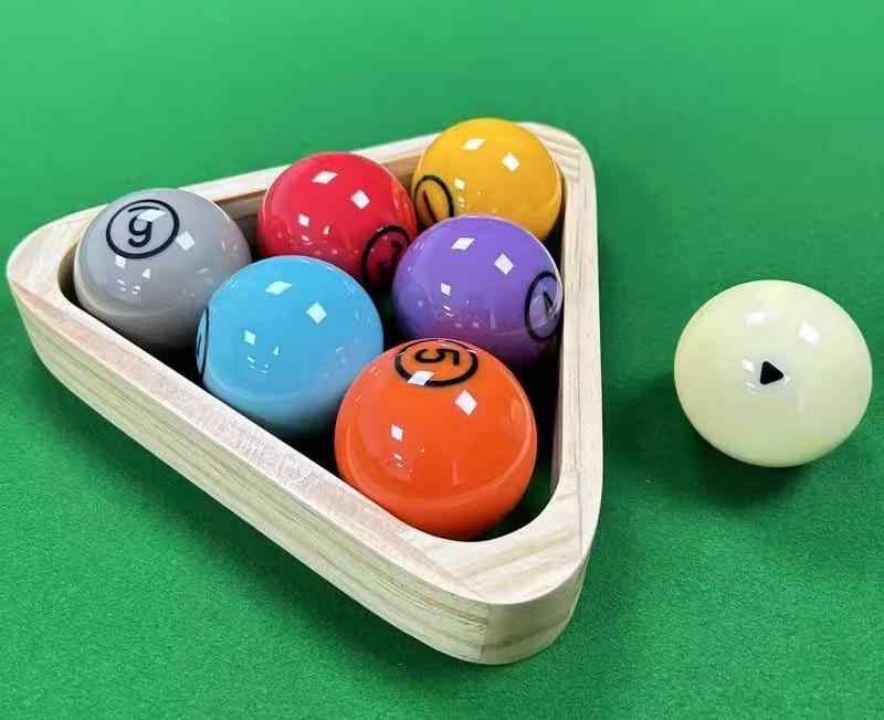 ビリヤード トライアングルラック 木製 無垢材 フレーム 耐久性 耐落下性 丈夫 厚手 三角形 チャイニー..