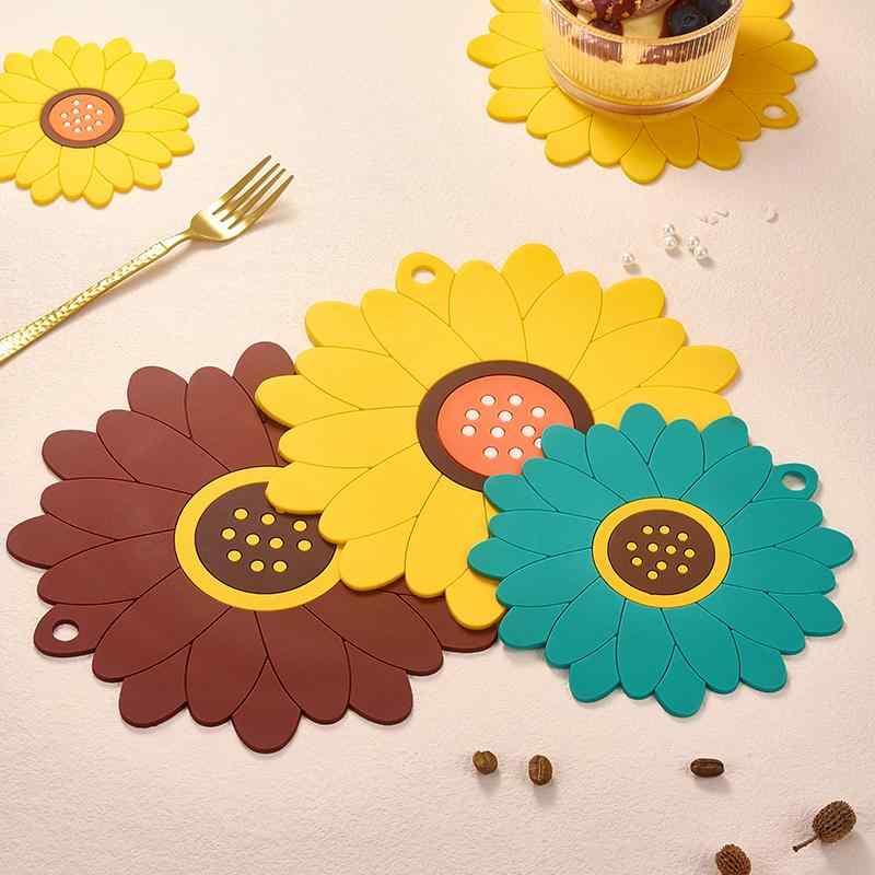 鍋敷き ひまわり 花型 耐熱 テーブルマット 食器用 カップ マット プレート 鍋 水差し 保護 滑り止め かわいい キッチン ダイニング