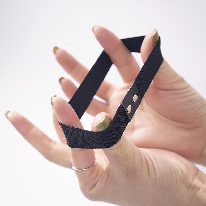 シューズバンド レディース 春秋 固定ベルト ストラップ ゴム パンプス ハイヒール ローヒール ぺたんこ靴 脱げ ズレ防止 装飾 アクセサリー 小物 シンプル おしゃれ 黒 白 ピンク