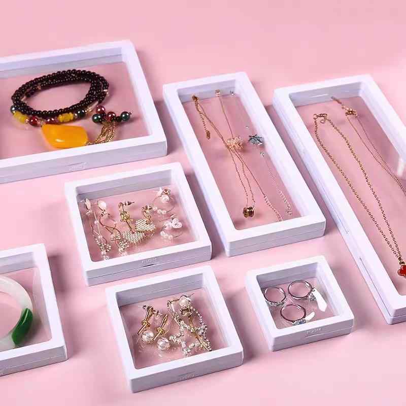 ジュエリー ディスプレイ ケース アクセサリー ブレスレット 収納 透明 PE フィルム 浮遊 卓上 コレクション ギフト ラッピング おしゃれ シンプル 黒 白