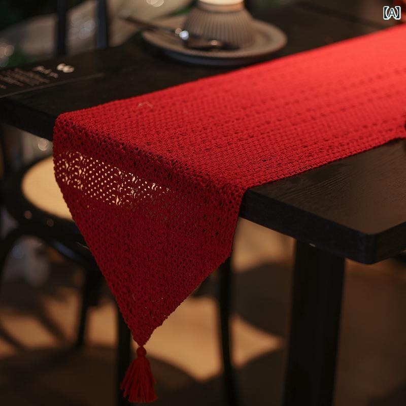 テーブルランナー おしゃれ インテリア レッド 長方形 新年 春節 結婚 祝い パーティー デコレーション 華やか テーブル装飾