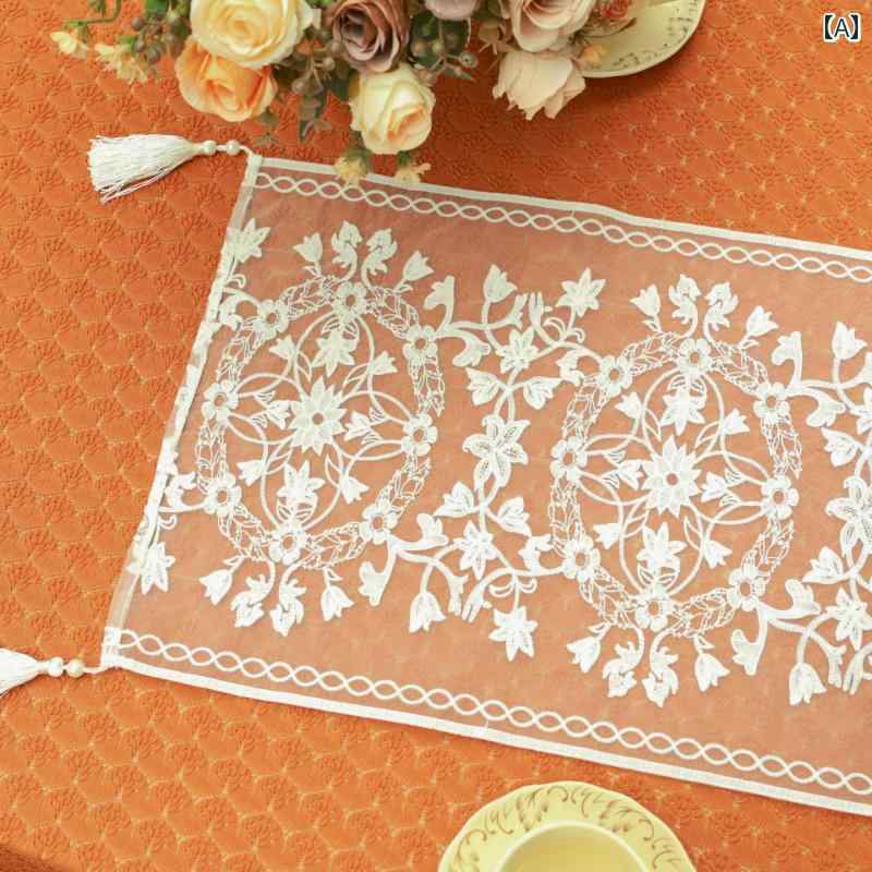 テーブルランナー おしゃれ インテリア 白 レース 刺繍 フレンチ風 エレガント ロング アンティーク調 飾り ダイニング 長方形 テレビ台 テーブルカバー