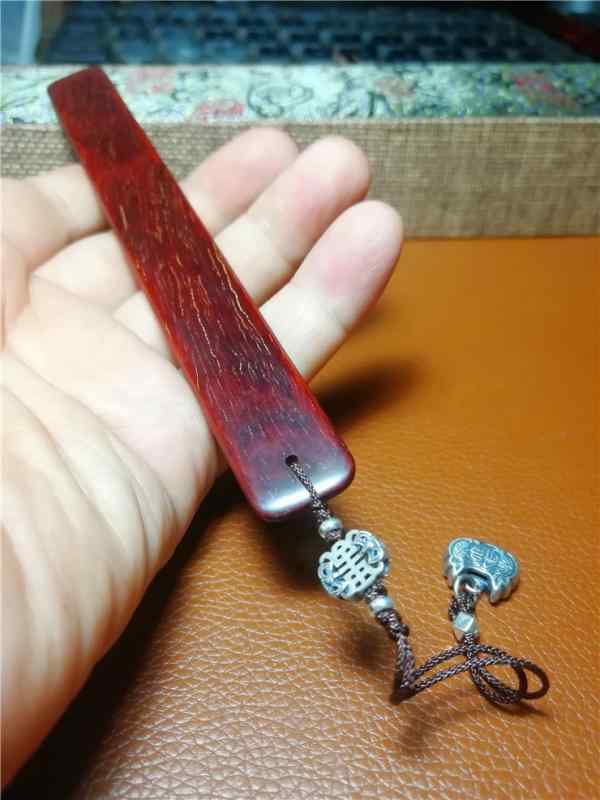 しおり 木製 おしゃれ ローズウッド 小さめ ブックマーク レトロ マホガニー ギフト ストラップ 吊り下..