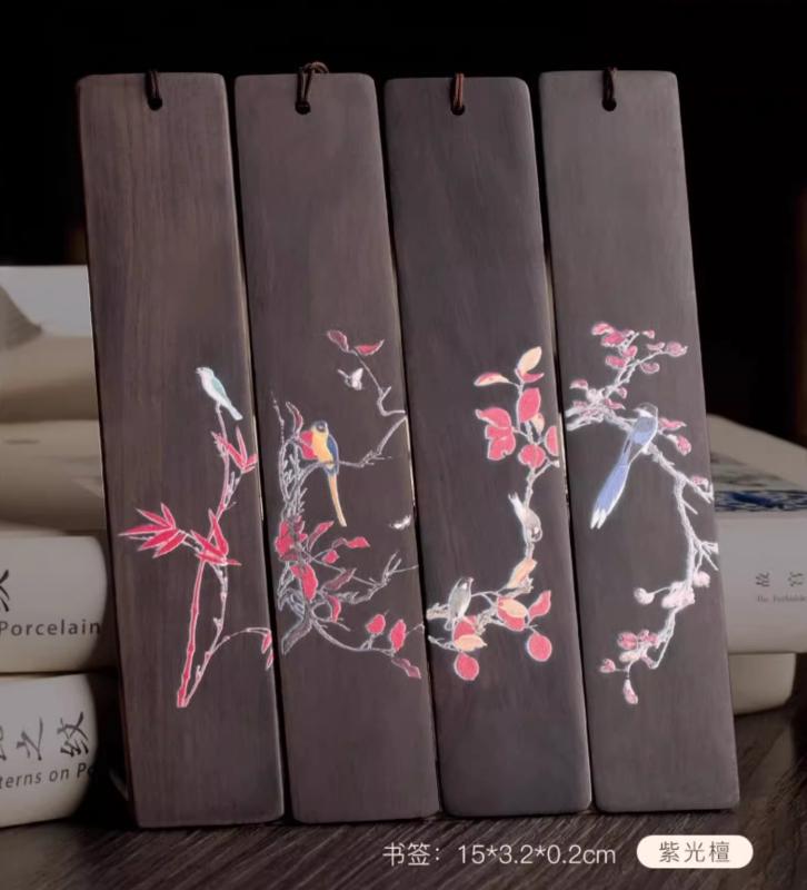 しおり 木製 おしゃれ ブックマーク セットアップ 透け レリーフ 土産 チャイナ風 レトロ 小さめ 贈り物 無垢材 彫刻 ギフト お祝い タッセル ビーズ 紐...