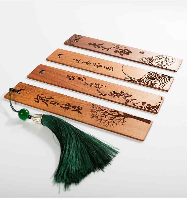 しおり 木製 おしゃれ ローズウッド 黒檀 ブックマーク 彫刻 透け レトロ チャイナ風 ギフト お土産 お祝い タッセル ビーズ 紐 装飾 学校 おうち時間 ...