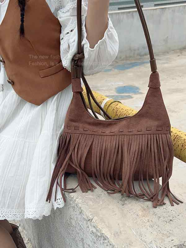 ショルダーバッグ レディース おしゃれ ボヘミアン ヴィンテージ風 フリンジ 秋冬 斜め掛け カジュアル