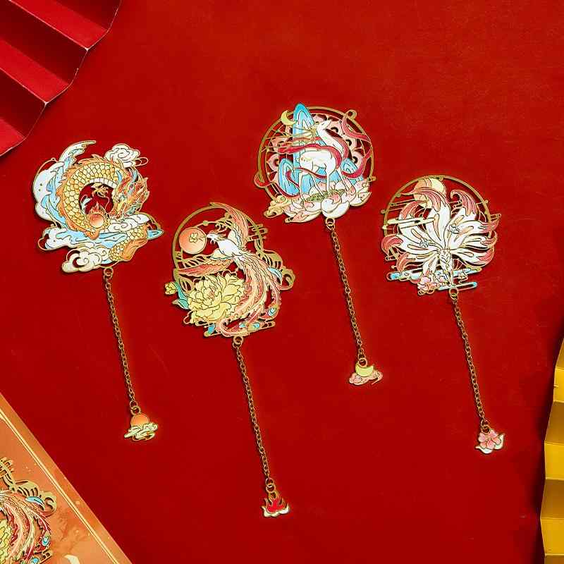 しおり 金属 おしゃれ 透け 龍 ドラゴン 鹿 鳳凰 九尾 チェーン 鎖 揺れる ブックマーク セットアップ レトロ チャイナ風 贈り物 お土産 学生 先生 卒...