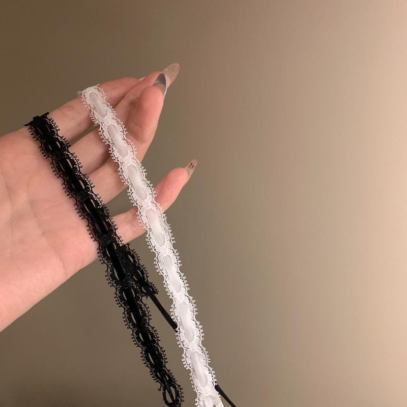 チョーカー レディース おしゃれ 白 レース リボン バインド 首飾り ロング 紐 かわいい 長め デコルテアクセサリー 韓国