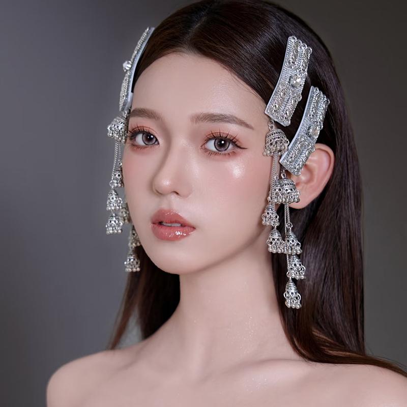 ヘアアクセサリー レディース おしゃれ 揺れる シルバー 鈴 タッセル チャイナ風 ウェディング きらき..