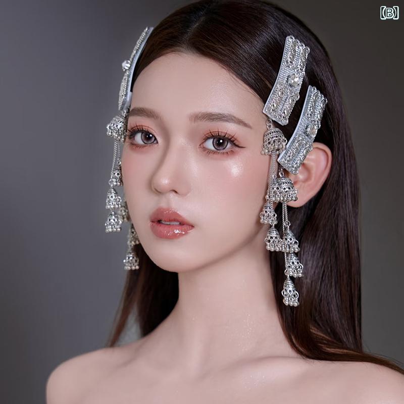 ヘアアクセサリー レディース おしゃれ 揺れる シルバー 鈴 タッセル チャイナ風 ウェディング きらきら ビジュー 和装 洋装 両用 花嫁 パーティー ドレス アクセサリー