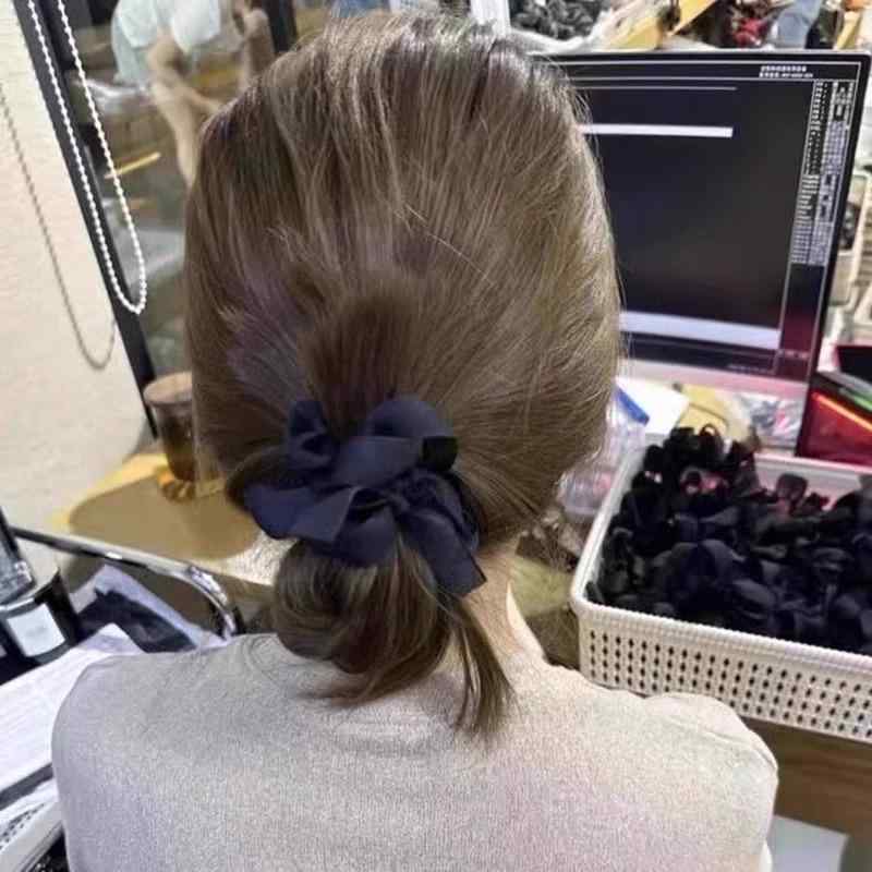 ヘアゴム レディース 韓国 リボン シュシュ シンプル おしゃれ 丈夫 髪留め 普段使い デイリー お団子..