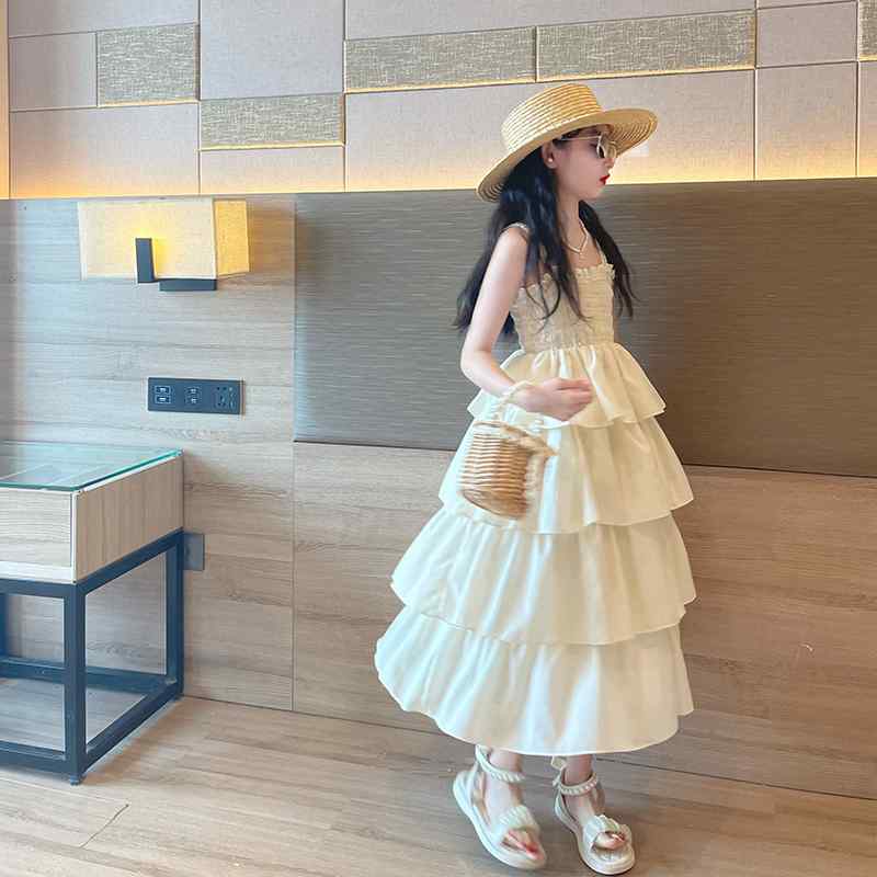 ・カテゴリ: ワンピース・スタイル: 韓国・主な素材: 綿90% ポリエステル10%・: キャミソールタイプ・柄: 無地・対象性別: 女性・対象年齢: 3〜14歳・参考身長: 110cm〜170cm・カラー展開: アプリコット、ブラック、ピ...