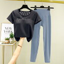 ヨガウェア レディース スポーツウェア トレーニングウェア 半袖 カップ付き スタイルアップ 細見え ジム フィットネス 上下セット ナイロン 伸縮性 吸湿速乾...