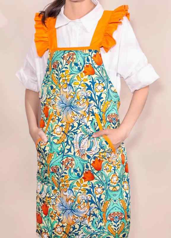 Gingham Aprons - エプロン 金百合柄 フリル 料理用 作業用 キッチン 家庭用 普段使い 防水 撥水 防油 防汚 汚れ防止 洗える おしゃれ かわいい