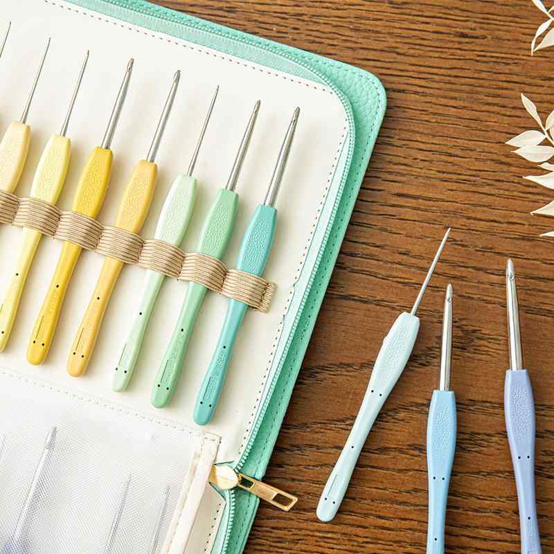 かぎ針 手芸 編み物 道具 カラフル ステンレス製 極細 太 豊富なサイズ展開 初心者 経験者向け 収納ケ..