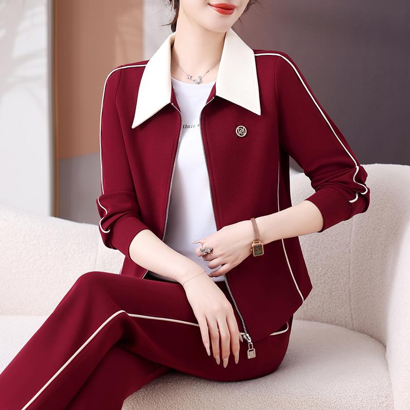 スポーツウェア レディース セットアップ 春秋 おしゃれ 若見え カジュアル 2点セット 長袖 襟付き ジップアップ ポリエステル 綿 伸縮性 普段使い 30代 40代 50代 ブラック カーキ ワインレッド