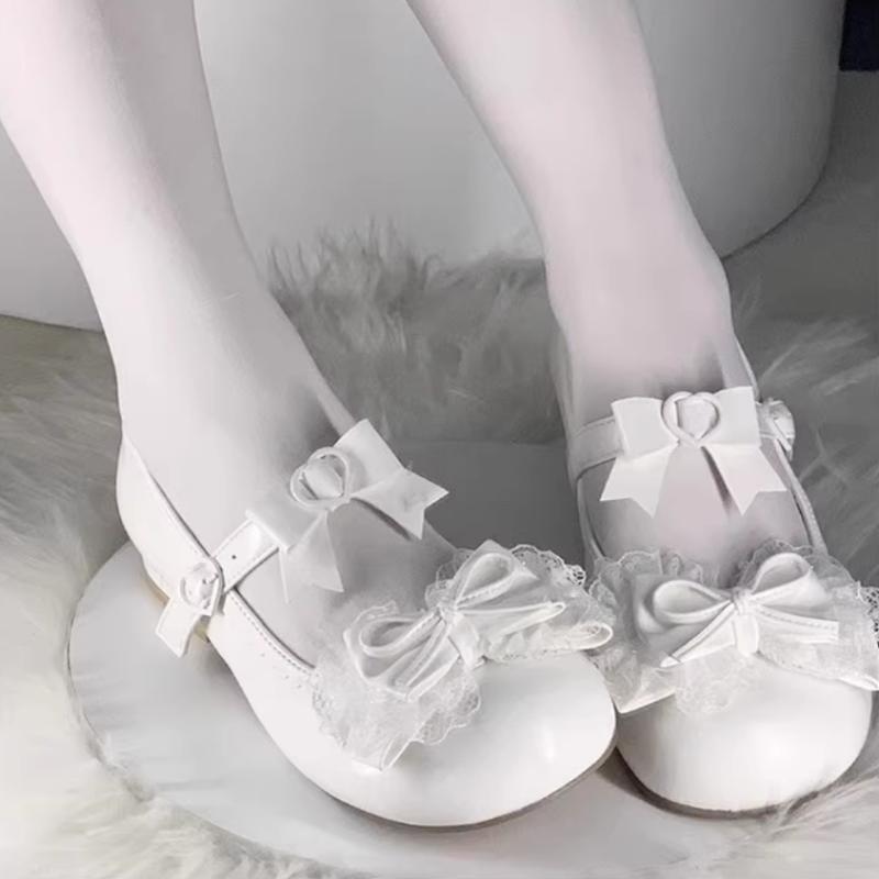 シューズ レディース ロリータファッション バレエ メリージェーン ローヒール ラウンドトゥ フラットヒール ぺたんこ ガーリー 防滑 リボン エナメル パンプス 水色 ホワイト ピンク