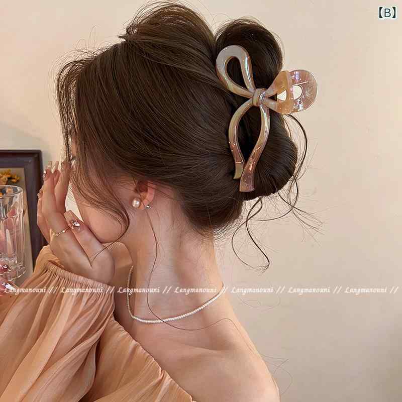 フロントップ楽天市場店のヘアクリップ レディース パール光沢 リボン 蝶結び ビッグサイズ バンスクリップ シャーククリップ 髪留め 髪飾り ヘアアクセサリー フェミニン エレガント 普段使い デイリー オフィスカジュアル｜アングル3