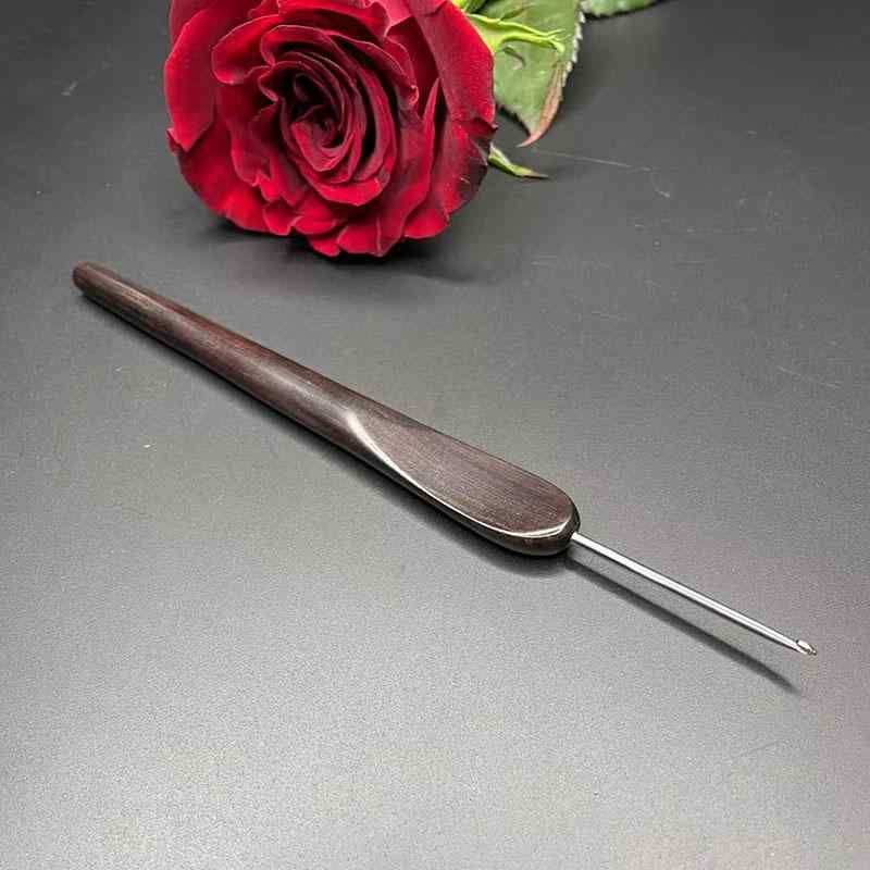 かぎ針 木製 黒檀 グリップ ステンレス ハンドメイド 編み物 手芸 DIY ぬいぐるみ セーター 靴 小物作..