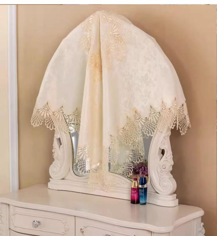 ドレッサー ミラー カバー おしゃれ 鏡 化粧台 レース 布製 ヨーロピアン シンプル 寝室 防塵 ホコリよけ 遮光 目隠し 上品 エレガント 花柄 アイボリー ゴールド ベージュ オフホワイト