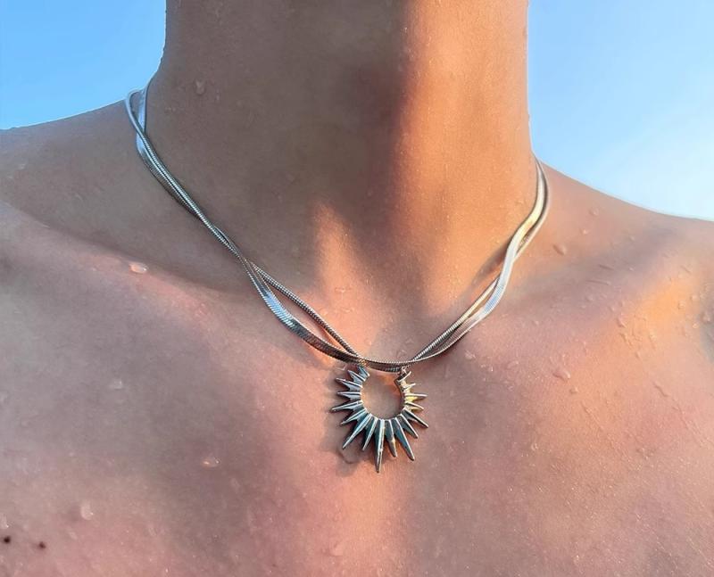 ネックレス メンズ 男性用 シルバー シルバー 太陽神 二重 重ね付け スネークチェーン クール ヒップホ..