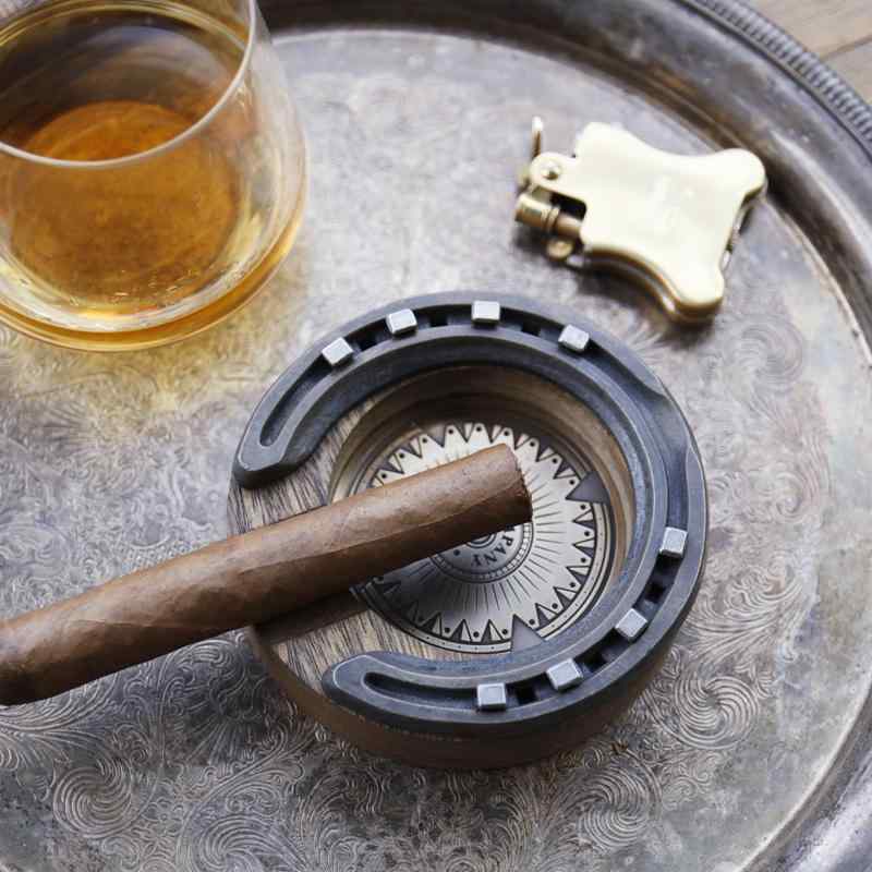 葉巻 灰皿 かっこいい ヴィンテージ風風 アメリカン 馬蹄 モチーフ シガー 喫煙具 アッシュトレイ リビ..