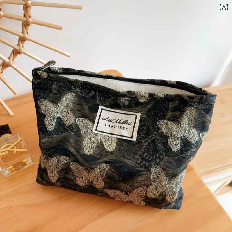 ・要素: 刺繡・形状: ハンドバッグ型・対象: 女性・機能: 収納・素材: 布・柄: 蝶・カラー展開: 金糸シアーバタフライ、金糸ジャカードバタフライ