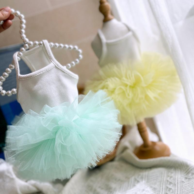 ペットウェア 春夏 犬 猫 小型犬用 キャミソール ドレス ワンピース ウェディング プリンセス フォーマル バレエ チュチュ 綿 かわいい おしゃれ お散歩 イベント 記念日 写真撮影 赤 青 黒 ピンク