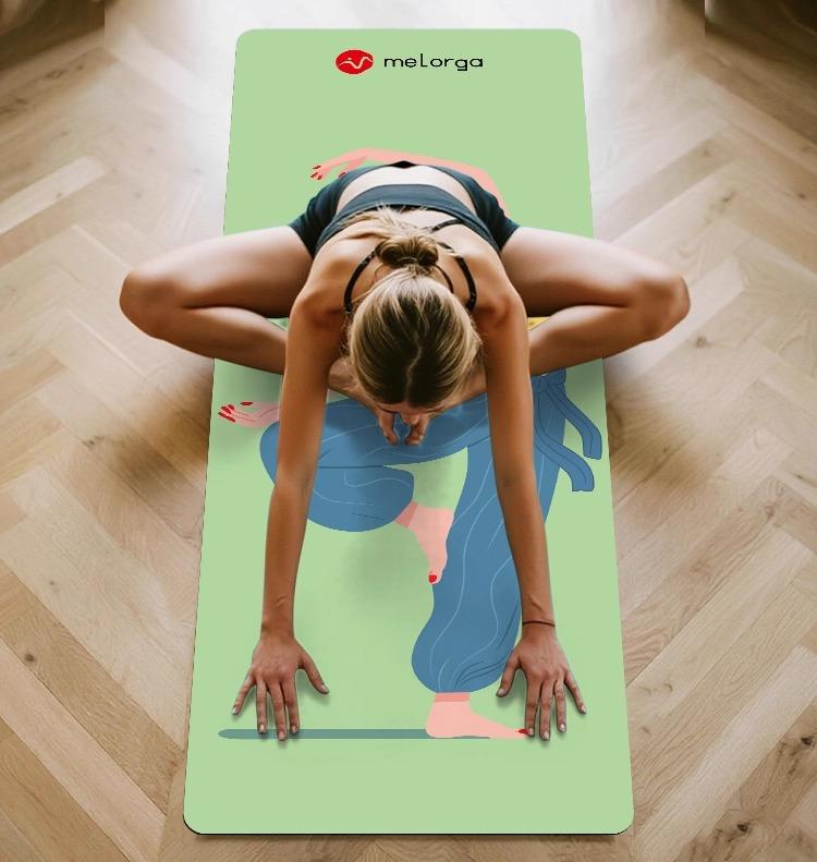 ヨガマット 旅行用 折りたたみ ポータブル ゴム 軽量薄手 ヨガラグ フィットネス ピラティス トレーニ..