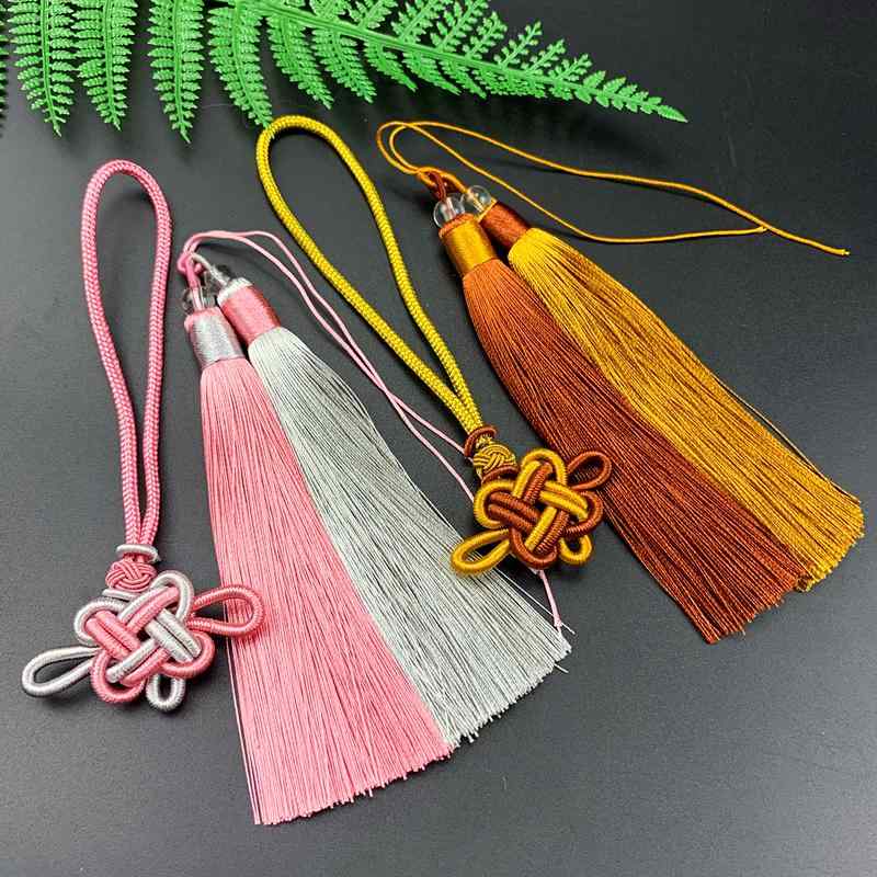 アクセサリーパーツ 中国結び タッセル 房飾り 古風 エスニック 民族風 DIY ハンドメイド アクセサリーチャーム 車内装飾 漢服小物 ツートンカラー 多色 赤 紺 ワインレッド 金 ピンク 紫 緑 茶 組紐