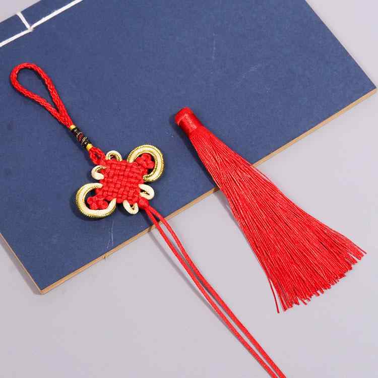 車用吊り飾り ハンドメイド 手編み 中国結び 五帝銭 10連 タッセル 開運 風水 縁起物 金運 ストラップ カーアクセサリー ギフト プレゼント