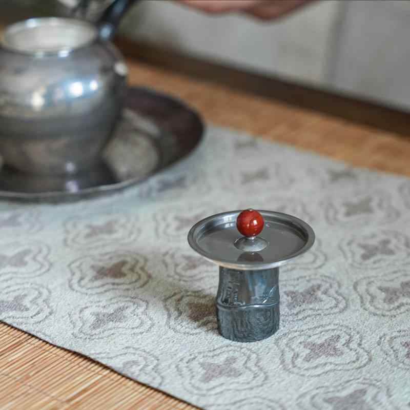 茶道具 蓋置 シルバー 竹節 いぶし加工 上品 小型 携帯用 茶道 おもてなし アクセサリー スタンド ホル..