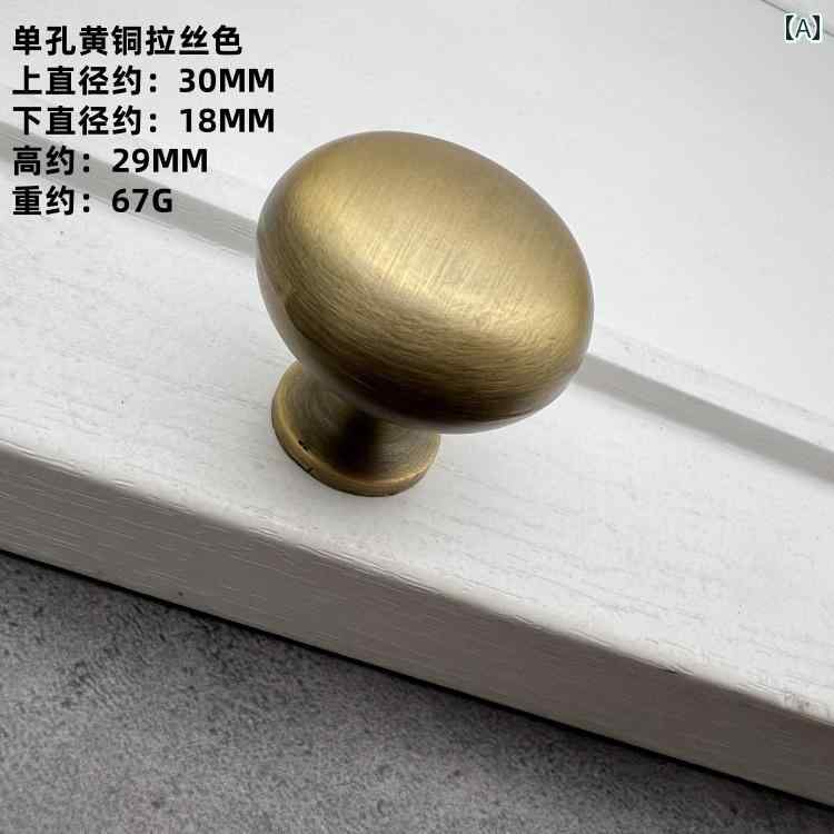 ・素材: 亜鉛合金