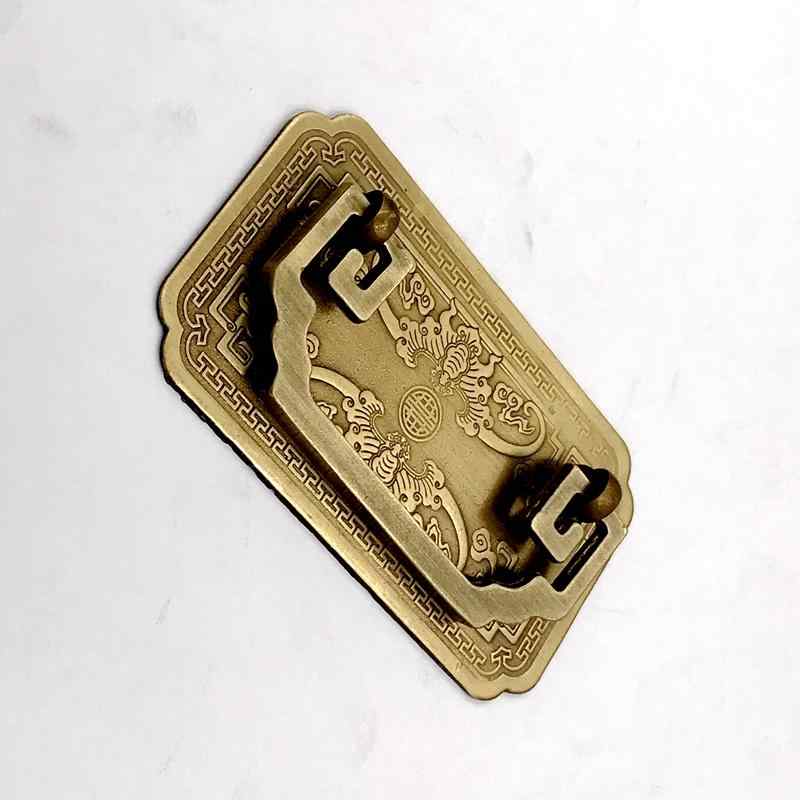・素材: 真鍮・スタイル: 新中国風・カラー展開: 古銅色、黄銅色・穴間隔: 単穴・用途: 引き出し・取っ手タイプ: 表面取り付け・サイズ展開: 大、小