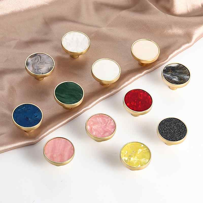 扉ハンドル 北欧風 黒 シンプル カラフル カートゥーン 円形 単穴 取っ手 ツマミ 亜鉛合金製 キャビネット クローゼット 引き出し 家具 ドア 衣類フック