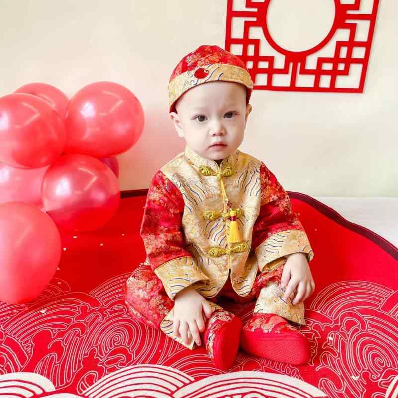 ベビー礼服 男女兼用 キッズ 赤ちゃん 中国風 錦織り 裏起毛 厚手 秋冬 百日祝い 一歳 誕生日 選び取り..