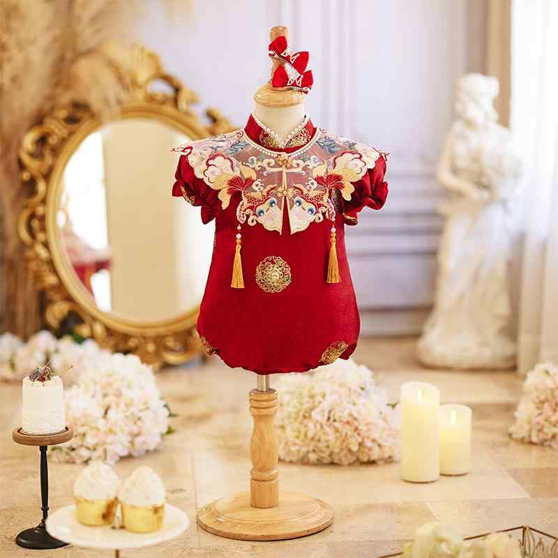 チャイナドレス 女の子 ベビー 1歳 誕生日 ファーストバースデー 選び取り お祝い セレモニー 赤 中国風 唐装 民族衣装 錦鯉柄 かわいい 華やか 上品 フォーマル 春夏