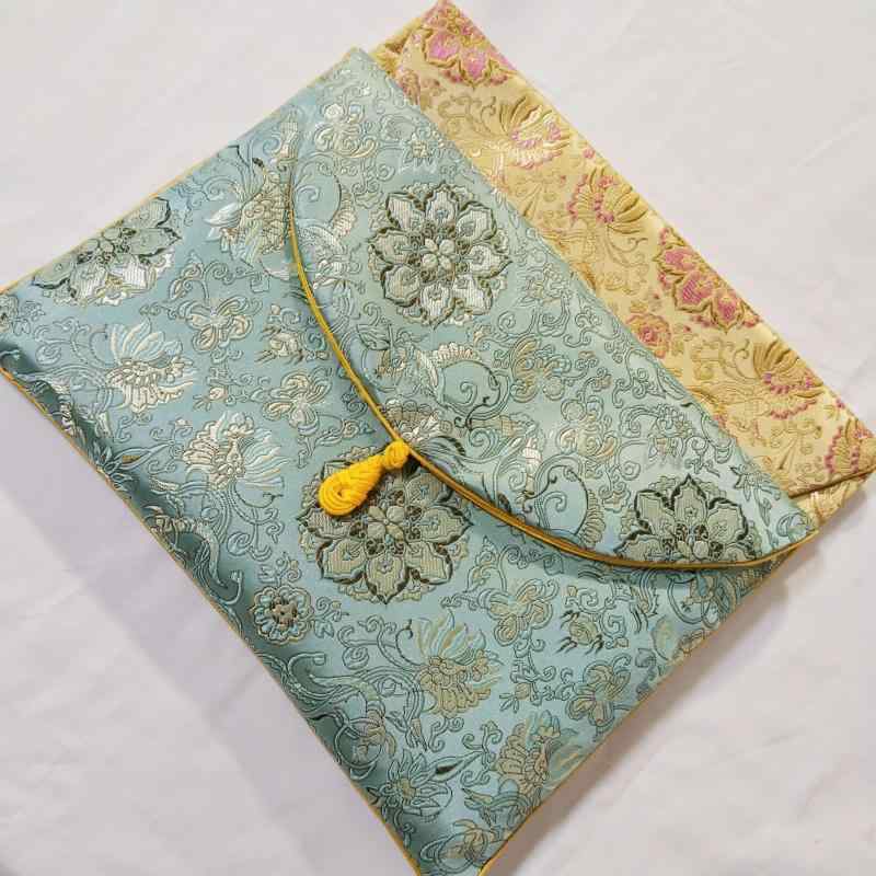 経本入れ おしゃれ 収納 袋 仏具 袈裟 法具 書物 小物 お守り 貴重品 保護 布製 持ち運び 携帯用 ポー..