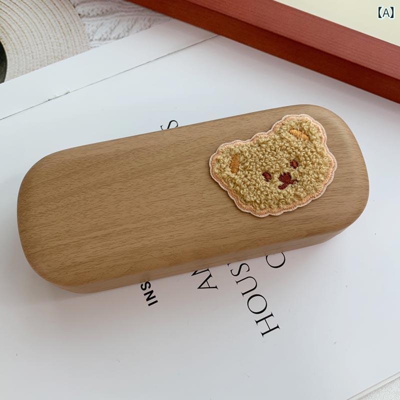 Cases - メガネケース 眼鏡ケース クマ 刺繍 キャラクター かわいい レトロ ヴィンテージ風 木目調 森ガール風 おしゃれ 伊達メガネ サングラス 収納 ダークブラウン ライトブラウン ブラウン