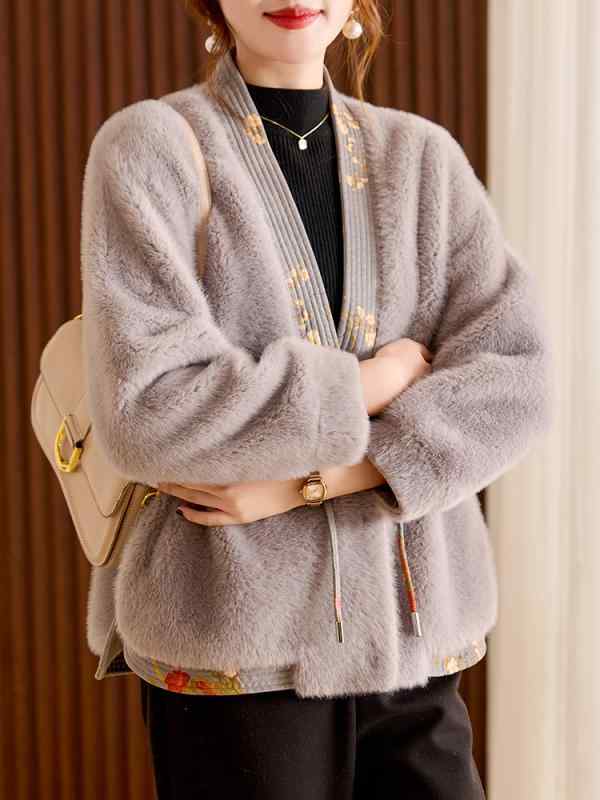 コート アウター レディース ミセス 女性用 ショート丈 秋冬 チャイナスタイル Vネック ゆったり 一粒ボタン フェイクムートン フェイクファー ミンク調 裏ボア 普段使い お出かけ