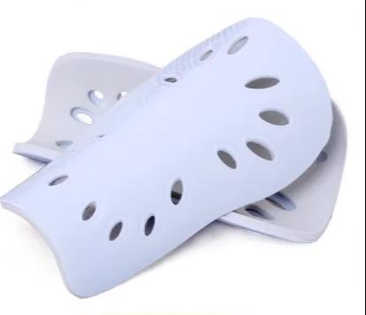 レガース 子供 サッカー 男の子 女の子 大人用 メンズ レディース すね当て プロテクター 保護具 トレーニング 練習 試合用 差し込み式 青 赤 黒