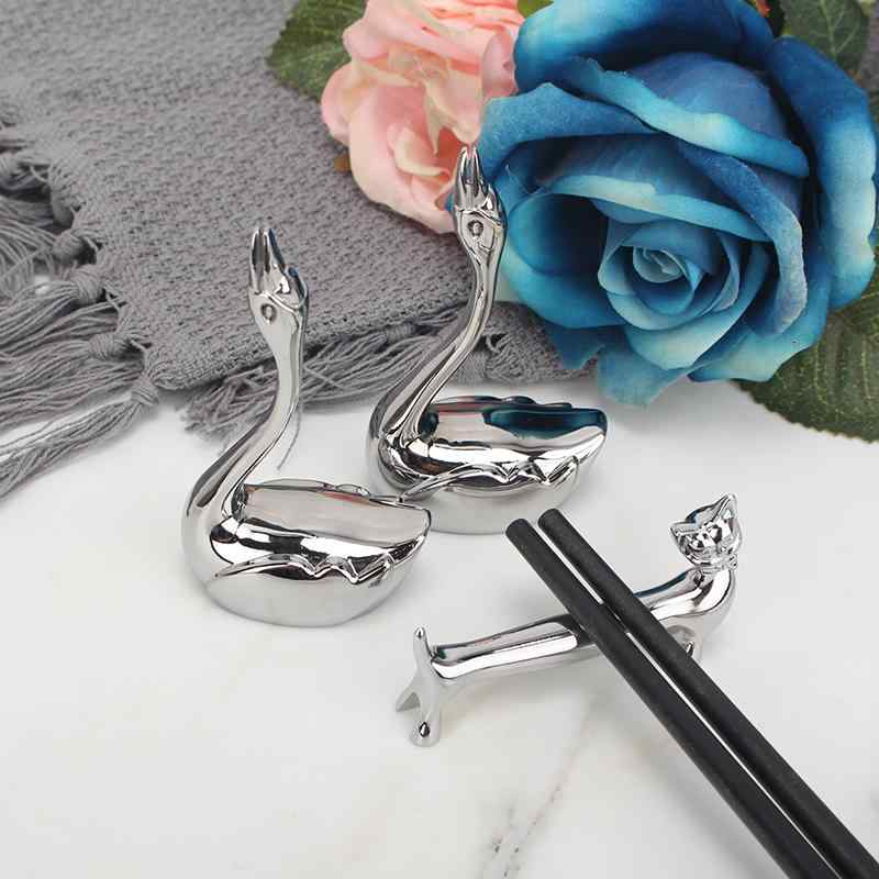 箸置き ステンレス おしゃれ カトラリーレスト スプーン 兼用 フォーク 卓上 小物 家庭用 業務用 ホテル レストラン 白鳥 猫 魚 長方形 リング 普段使い 来客用 おもてなし シルバー ゴールド